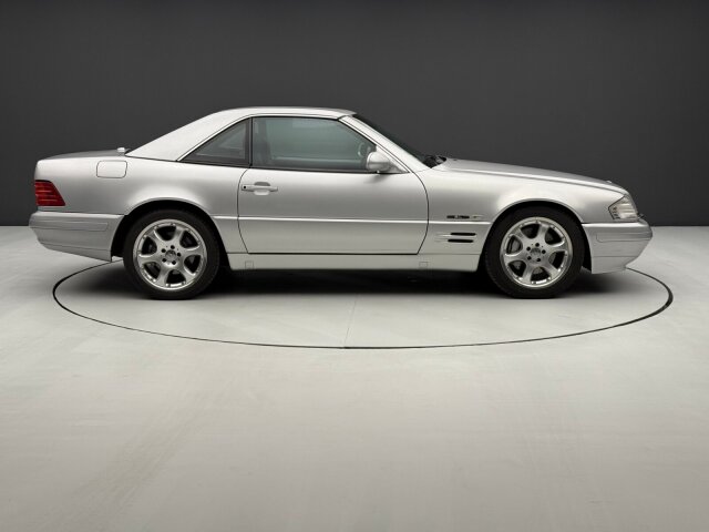 Mercedes-Benz SL 320