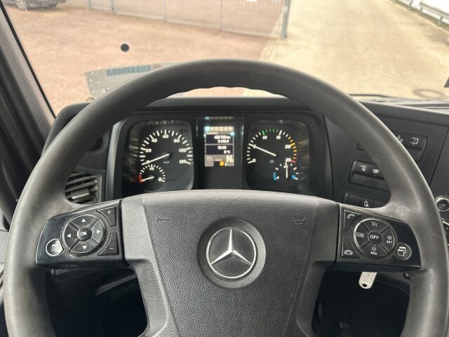 Mercedes-Benz Arocs