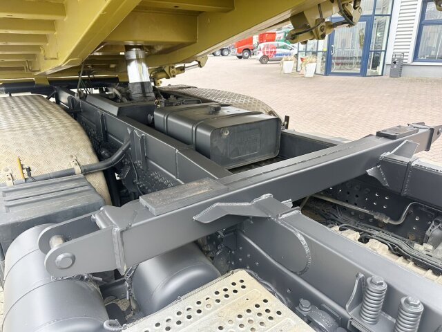 Mercedes-Benz Arocs