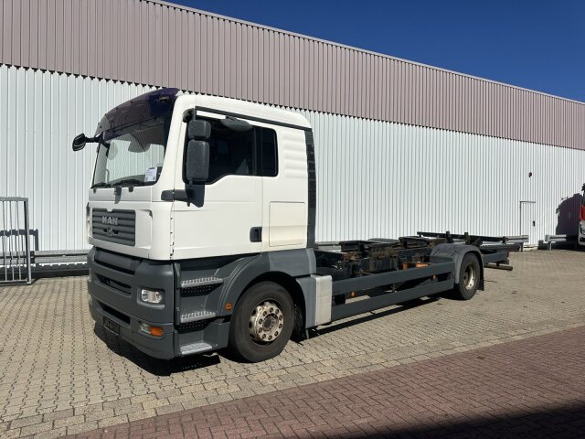 MANTGA 18.360 LL 4x2, Fahrschule
