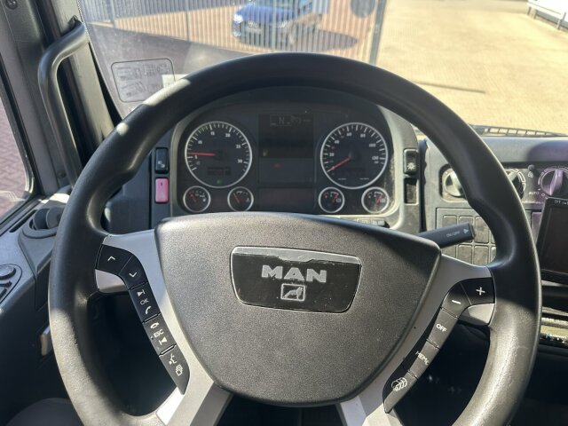 MAN -
