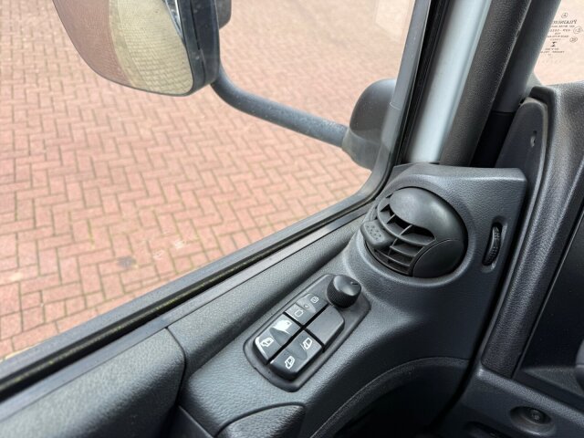 Mercedes-Benz Atego