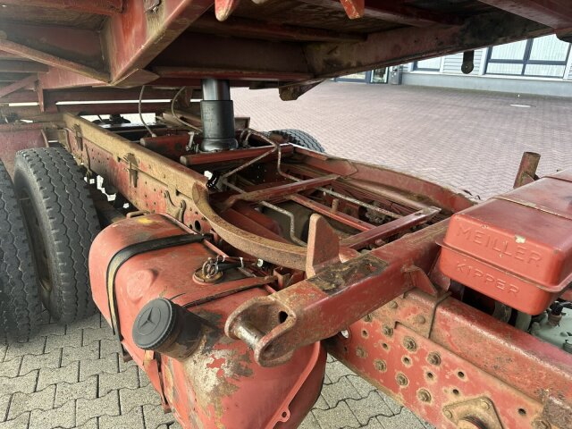 Mercedes-Benz -