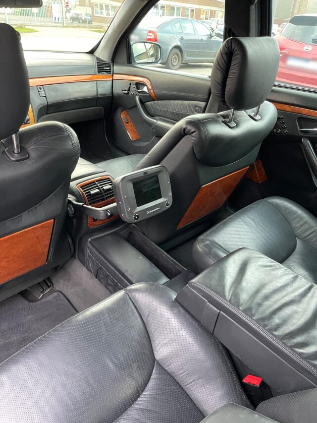 Mercedes-Benz S 600