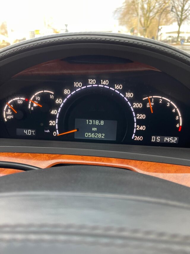 Mercedes-Benz S 600