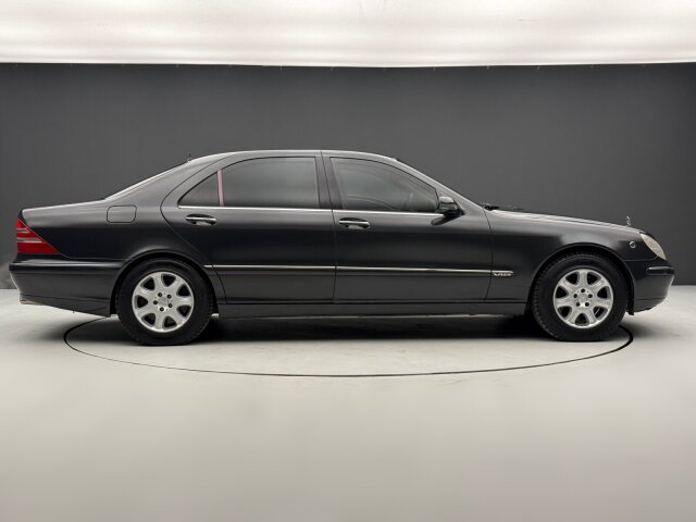 Mercedes-Benz S 600