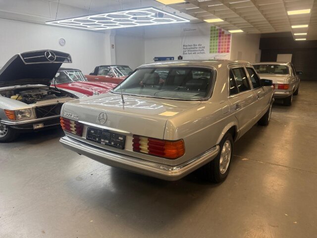 Mercedes-Benz 500