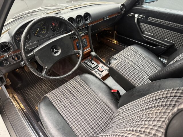 Mercedes-Benz 380