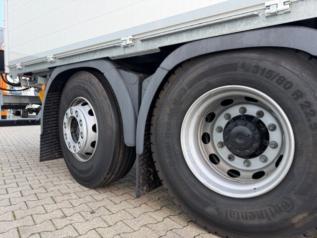 MAN TGX