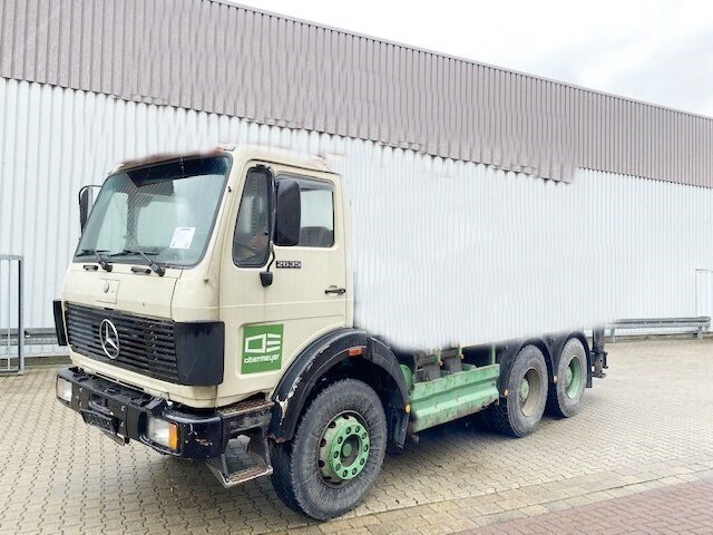 Mercedes-Benz -