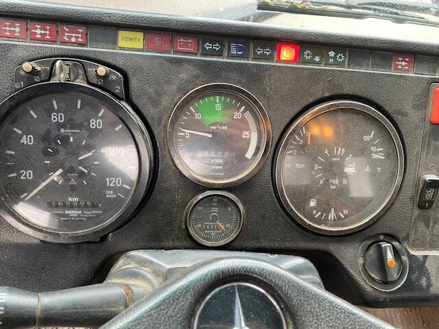Mercedes-Benz -