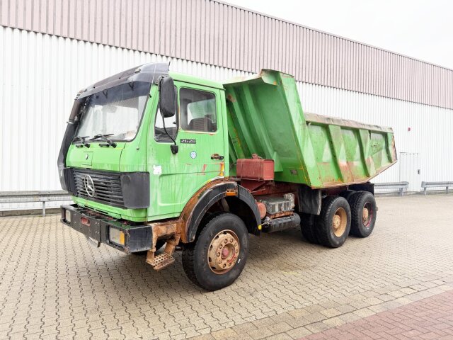 Mercedes-Benz -