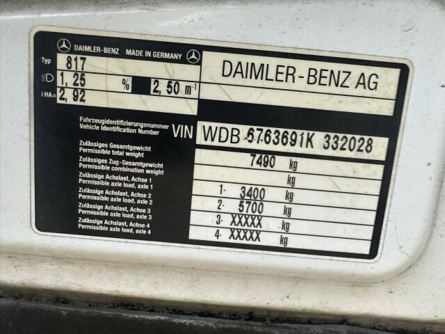 Mercedes-Benz -