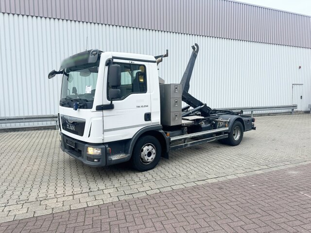 MANTGL 12.250 4x2 BL, Palfinger Abroller P 07-25MPA, 2xAHK-ÖL