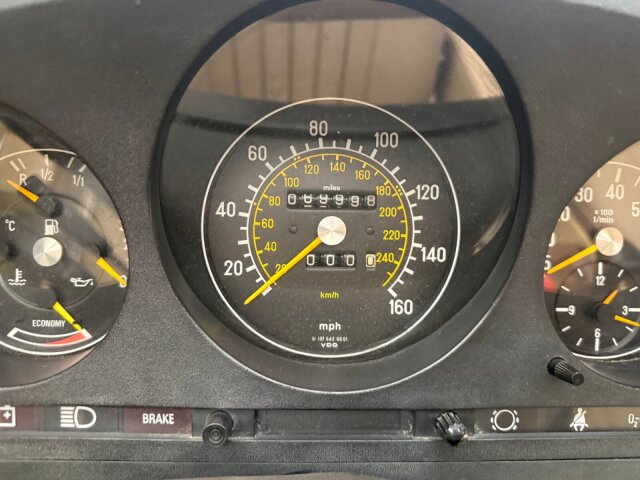 Mercedes-Benz 380