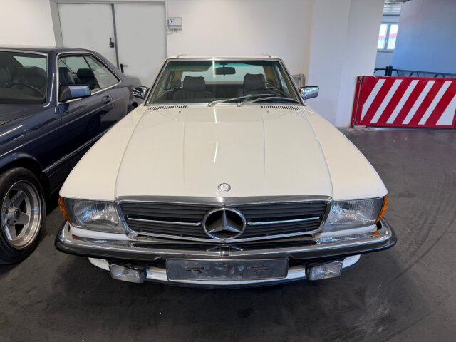 Mercedes-Benz 380