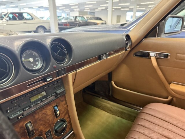 Mercedes-Benz 380