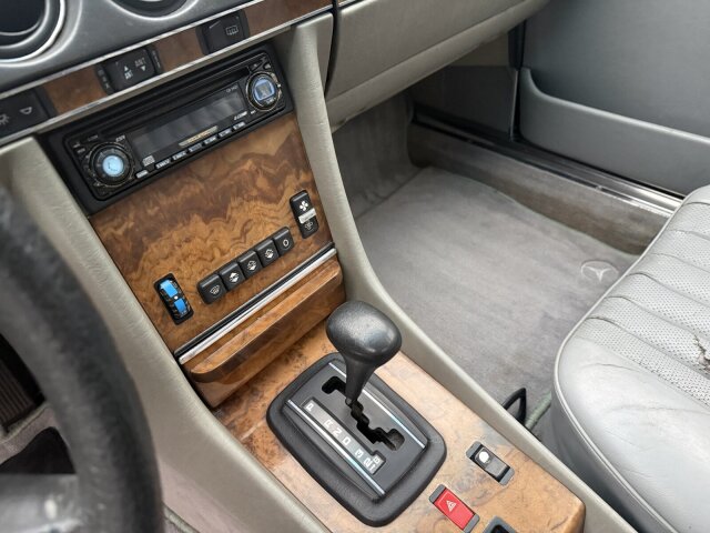 Mercedes-Benz 380