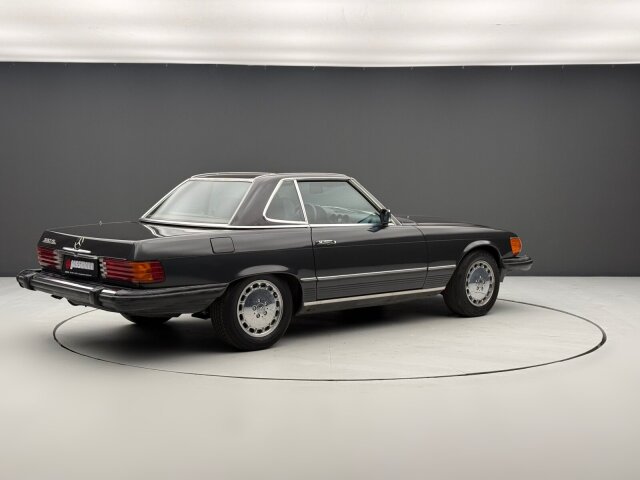 Mercedes-Benz 380