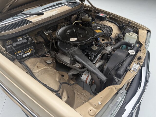 Mercedes-Benz 200