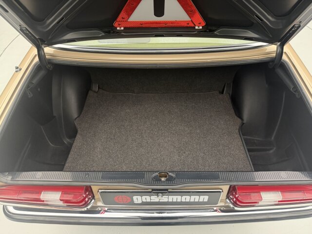 Mercedes-Benz 200
