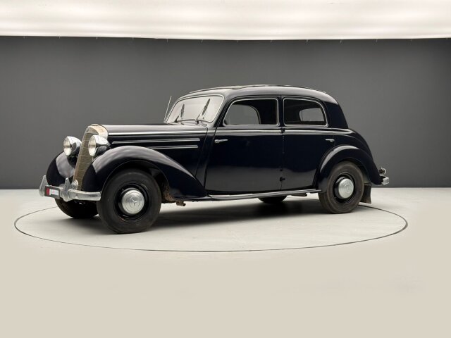 Mercedes-Benz170 S W136