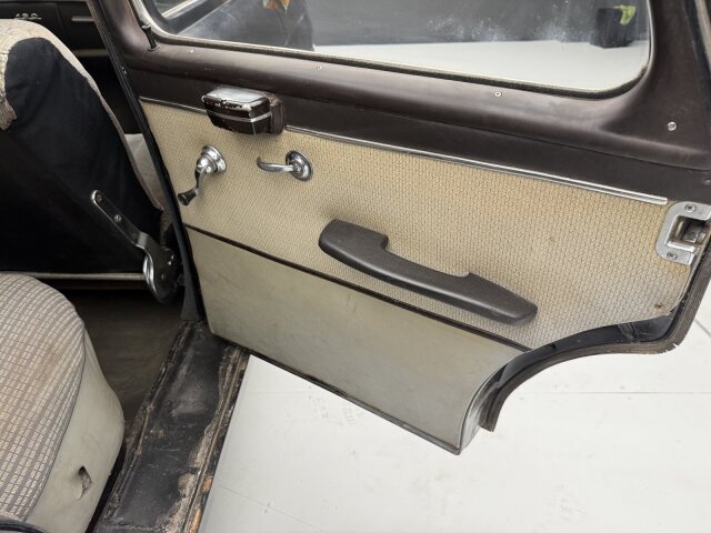 Mercedes-Benz 180