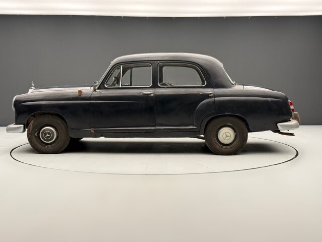 Mercedes-Benz 180