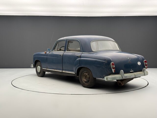 Mercedes-Benz 190