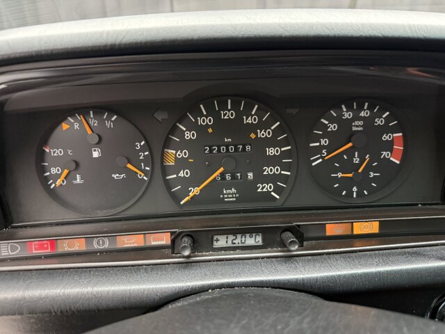 Mercedes-Benz 190 E
