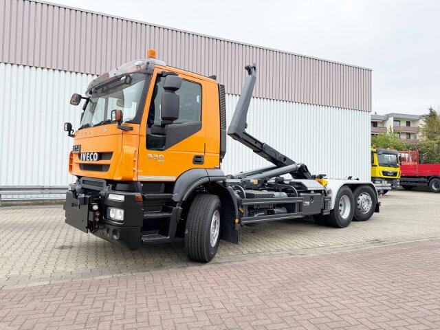 IvecoStralis AD260S33 6x2, Winterdienstausstattung, Lenk-/Liftachse, Motorabtrieb