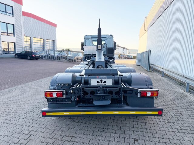Mercedes-Benz Antos