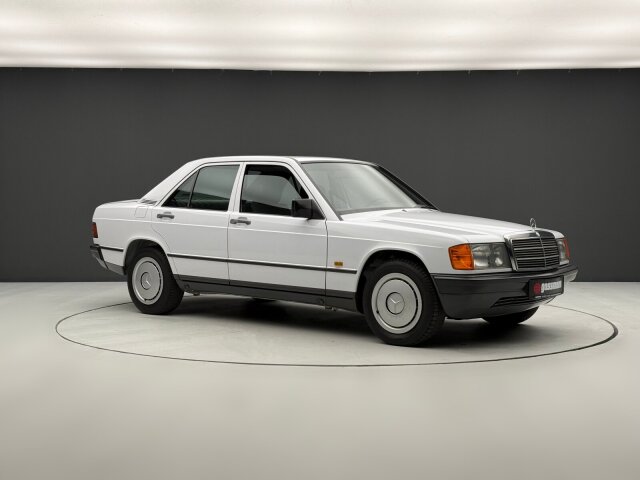 Mercedes-Benz 190 E