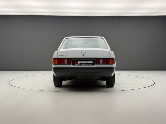 Mercedes-Benz 190 E