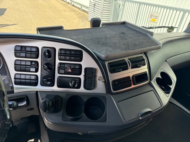 Mercedes-Benz Actros