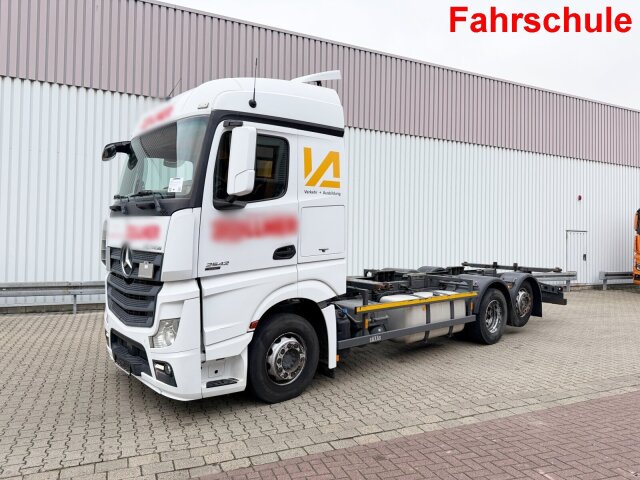 Mercedes-BenzActros 2542 L 6x2, Retarder, Liftachse, StreamSpace, Fahrschulausstattung