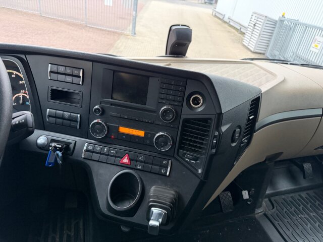 Mercedes-Benz Actros