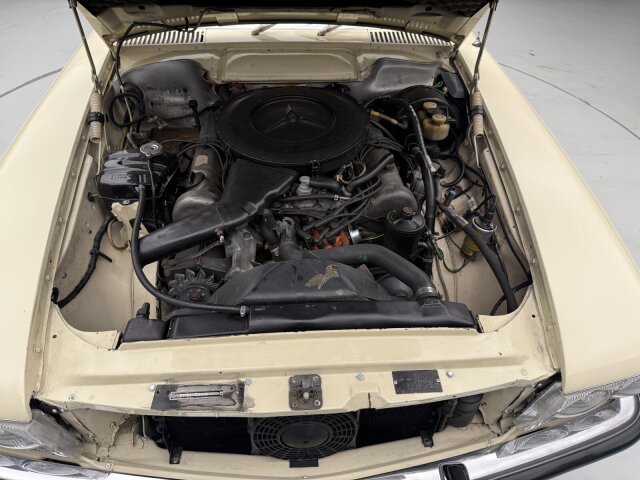 Mercedes-Benz 450