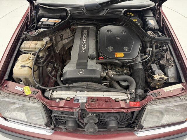 Mercedes-Benz 300