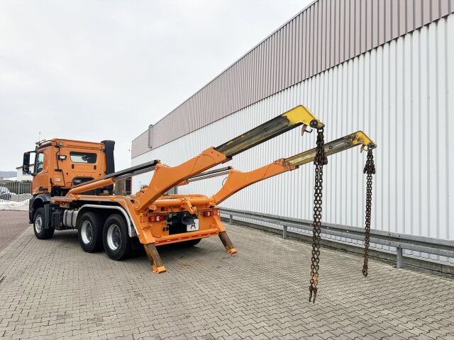 Mercedes-Benz Arocs