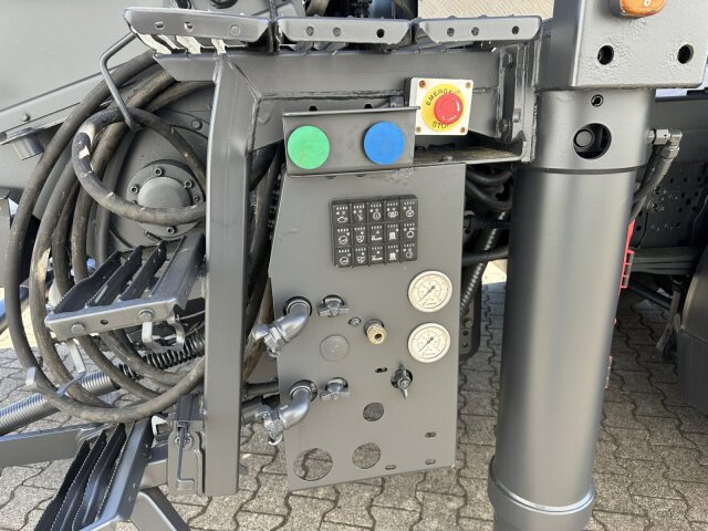 Mercedes-Benz Arocs