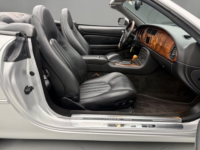 Jaguar XK