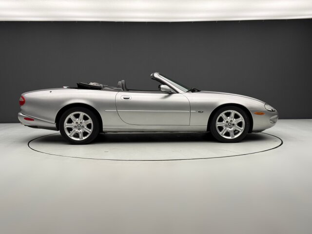 Jaguar XK
