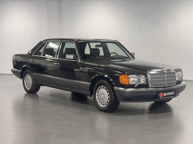 Mercedes-Benz 560