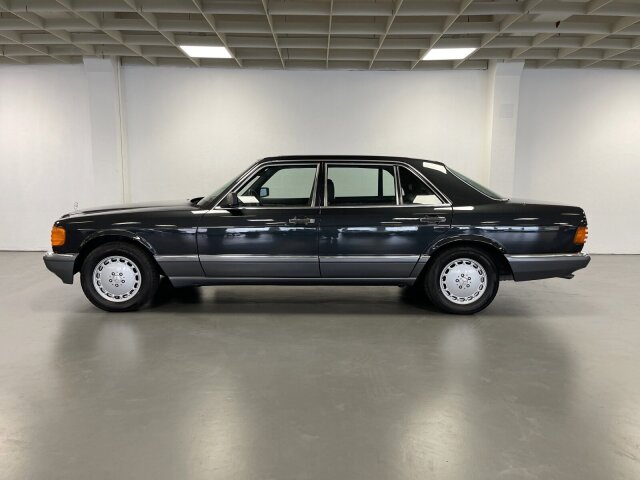 Mercedes-Benz 560