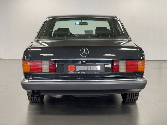 Mercedes-Benz 560