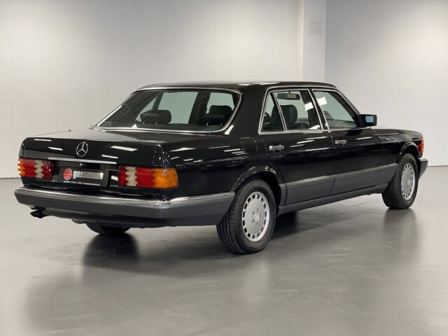 Mercedes-Benz 560