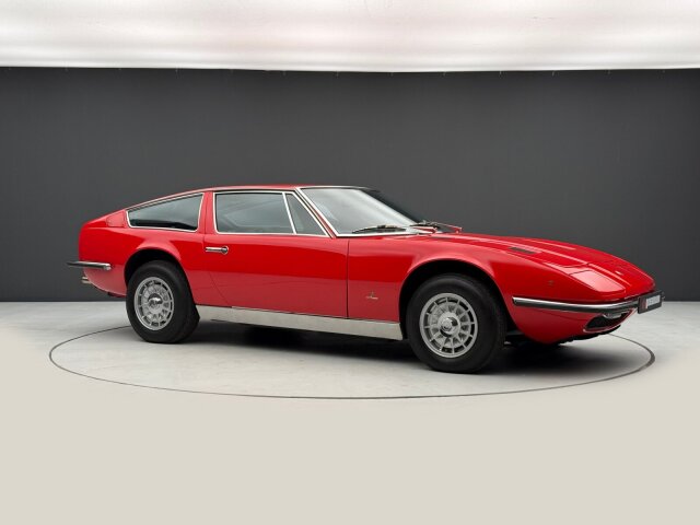 Maserati Indy
