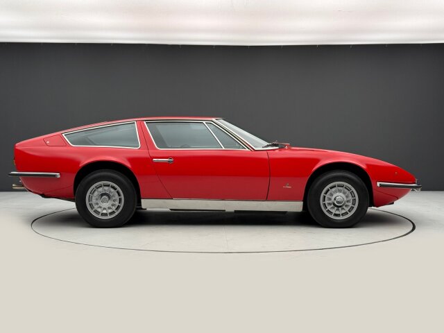 Maserati Indy