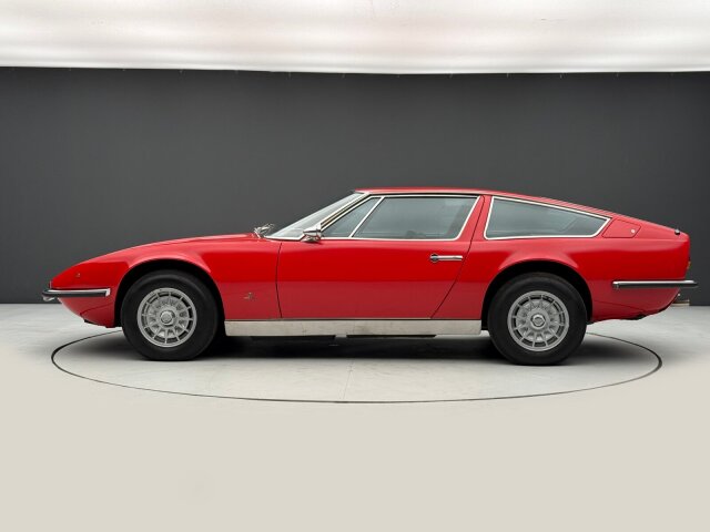 Maserati Indy